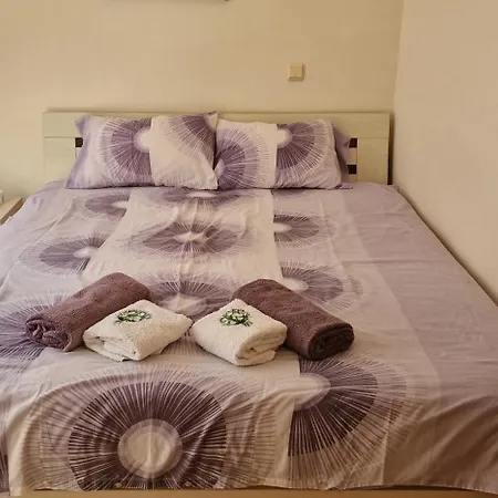 Daire Carolmike Oasis Kamchia Reserve *