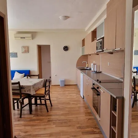 Carolmike Oasis Kamchia Reserve *